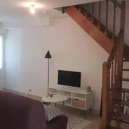 Maison de bourg avec extérieur. Grez-en-Bouere Extérieur photo